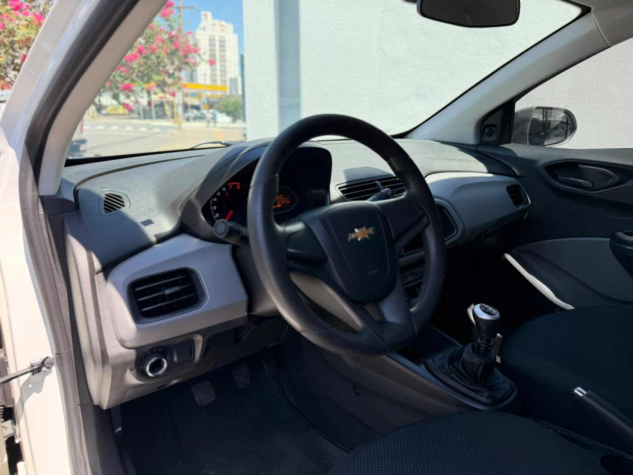 Onix JOY Hatch 1.0 8V Flex Mec. 4P