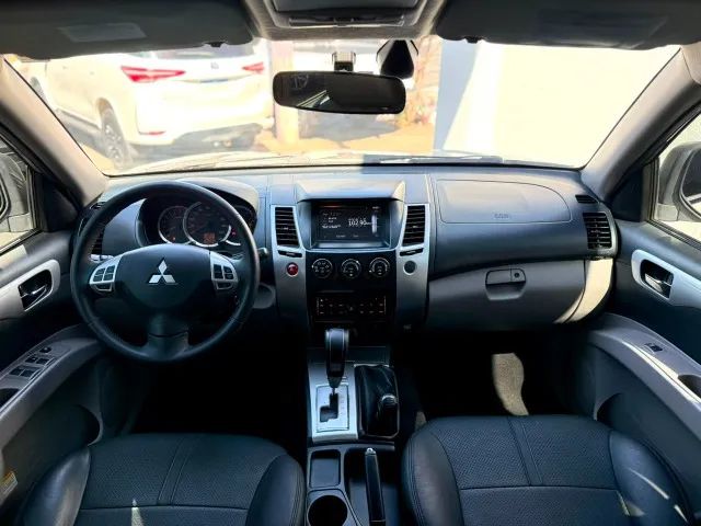 Pajero HPE 3.5 4X4 Flex 5P Aut.