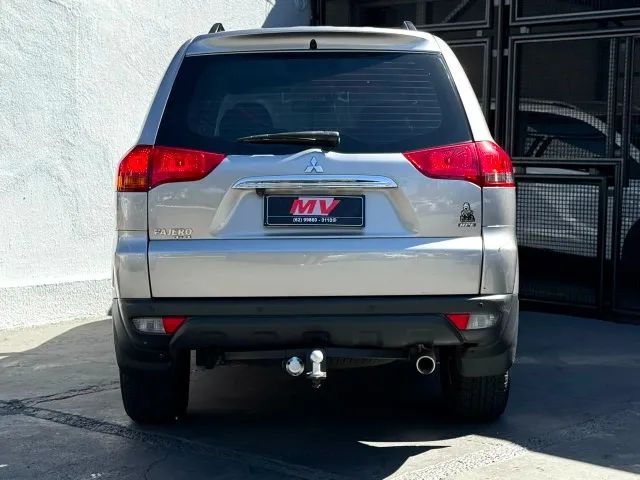 Pajero HPE 3.5 4X4 Flex 5P Aut.